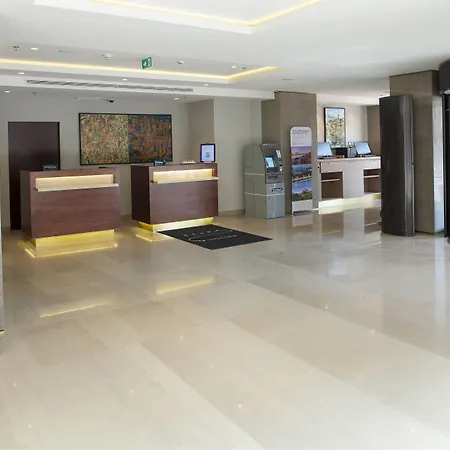 Courtyard By Marriott Belgrade City Center-2
